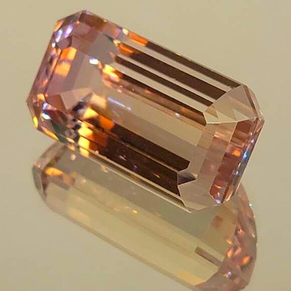 Stunning 57 Carat Bi Color Kunzite - A statement Gem! - Picture 1 of 13